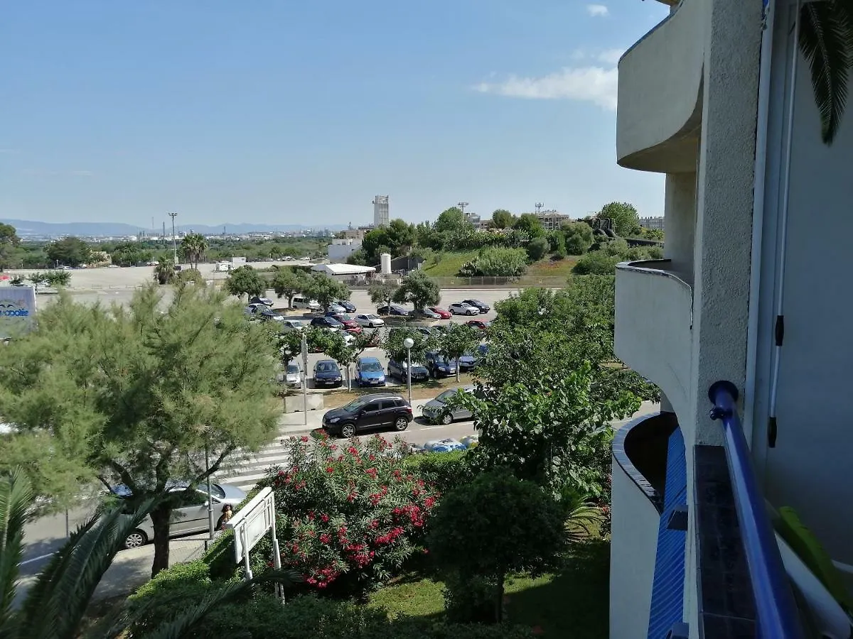 Port Aventura, Exclusivo Alojamiento La Pineda Daire